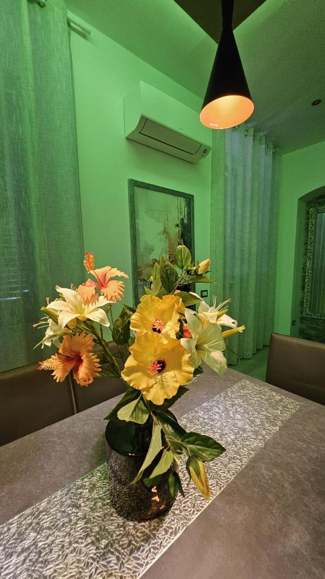 Vanity House Ла-Спеція Екстер'єр фото